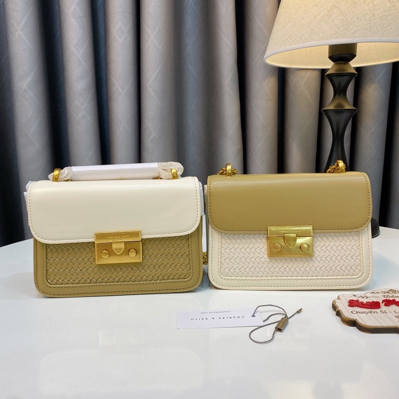 Túi C.K cói size 19cm vừa điện thoại Xuấtttt
