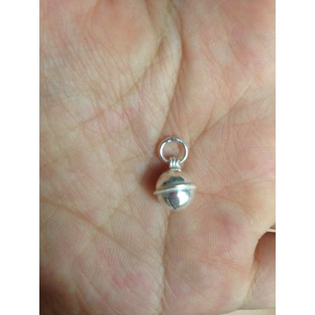 Chuông bạc LINH MIU SILVER treo vòng