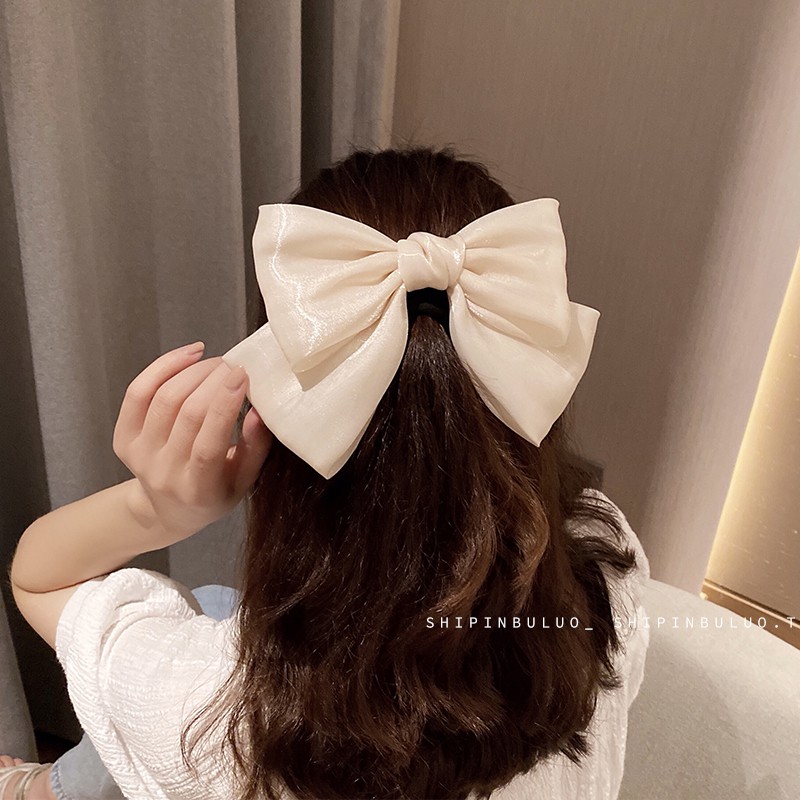 Kẹp Tóc Nơ Lưng Đính Ngọc Trai Lấp Lánh Xinh Xắn Cho Nữ