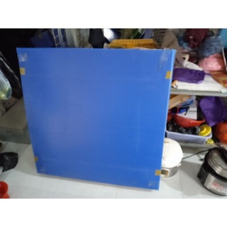 Gà chọi khay nhựa gà đòn gà tre