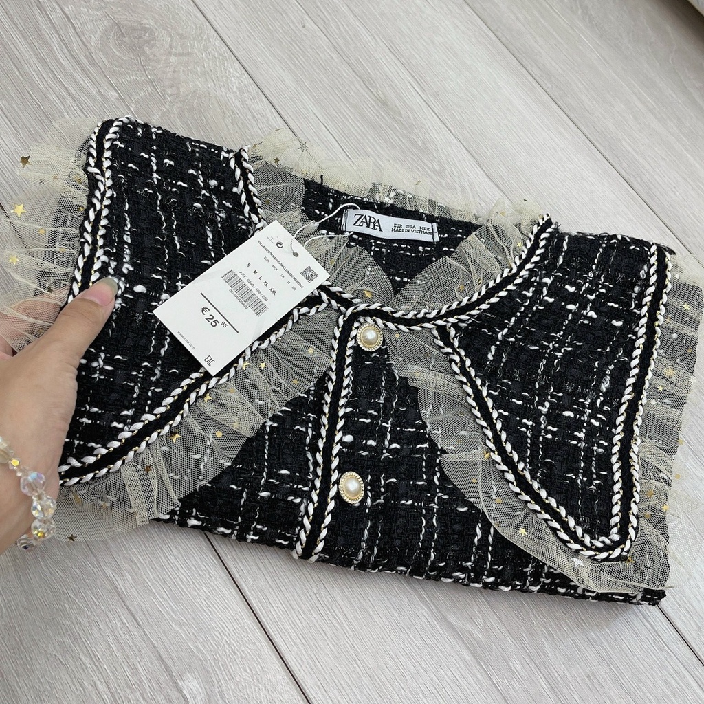 Áo khoác dạ nữ họa tiết caro cổ phối bèo piter sang chảnh Bling Store | BigBuy360 - bigbuy360.vn