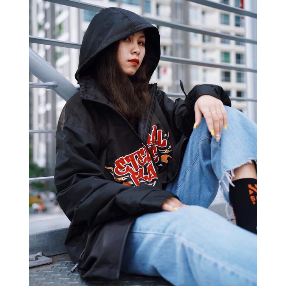 Áo khoác đen có mũ Flagger Eternal Flame - YÊU LÀ ĐỦ | BigBuy360 - bigbuy360.vn