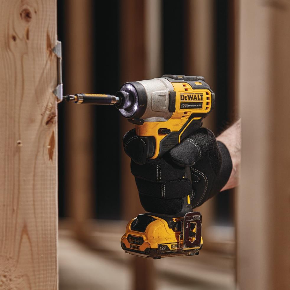 Máy vặn vít dùng pin DeWALT DCF801