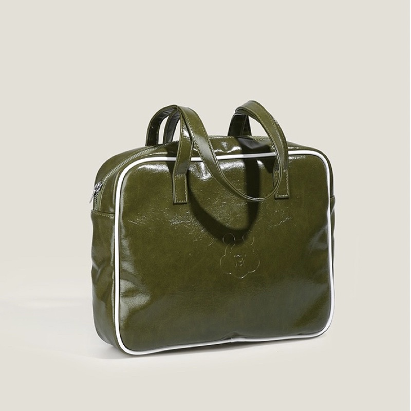 Túi đeo vai da bóng hình gấu cỡ lớn phong cách học sinh mẫu mới 2022