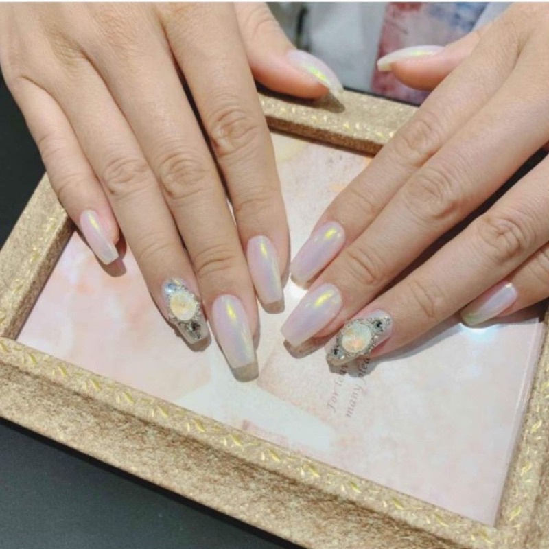 Tráng gương ngoc trai màu trắng lẻ hủ