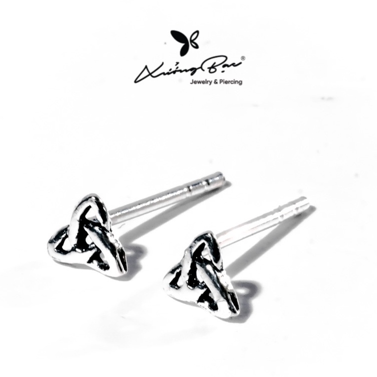 Khuyên tai nụ họa tiết tam giác nhỏ Xưởng Bạc, bông tai bạc nam nữ, unisex đeo vị trí Hellix, Tragus, Conch KNT1.45