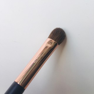 Cọ Trang Điểm Pony Effect Magnetic 202 (Tán Bầu Mắt)