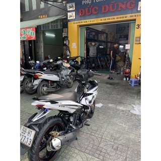 Áo Exciter 150 trắng đen tem Movistar