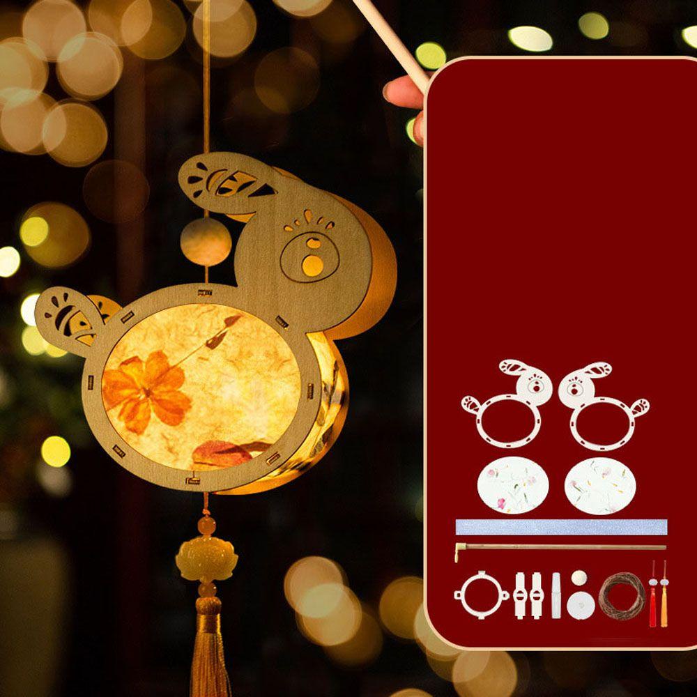 Lồng Đèn Bằng Gỗ Thủ Công Dùng Trang Trí Lễ Valentine 3
