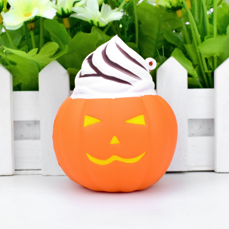 Đồ Chơi Xốp Squishy Giảm Stress Hình Bí Ngô Halloween Dễ Thương Cho Bé