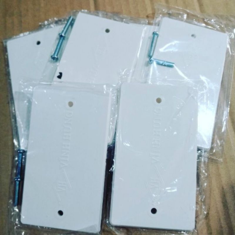 Nắp che hộp nhựa âm tường - Mặt bít che ổ điện