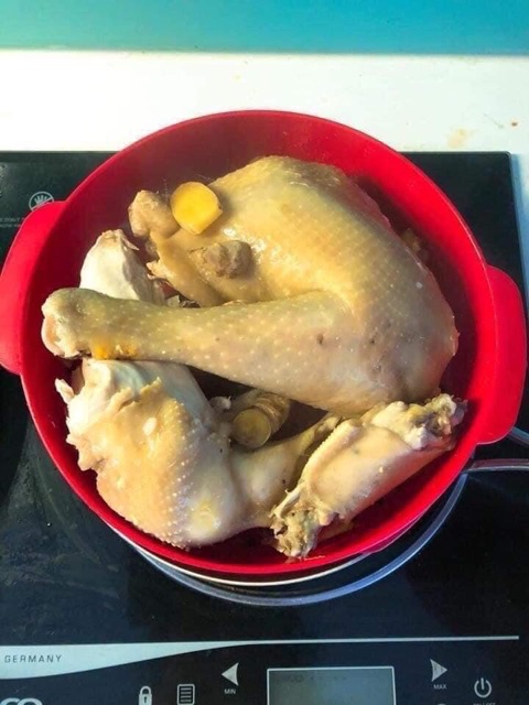 Xửng hấp Tupper