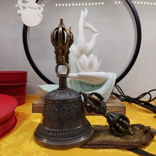 Chuông Chày Nepal Pháp bảo Mật tông