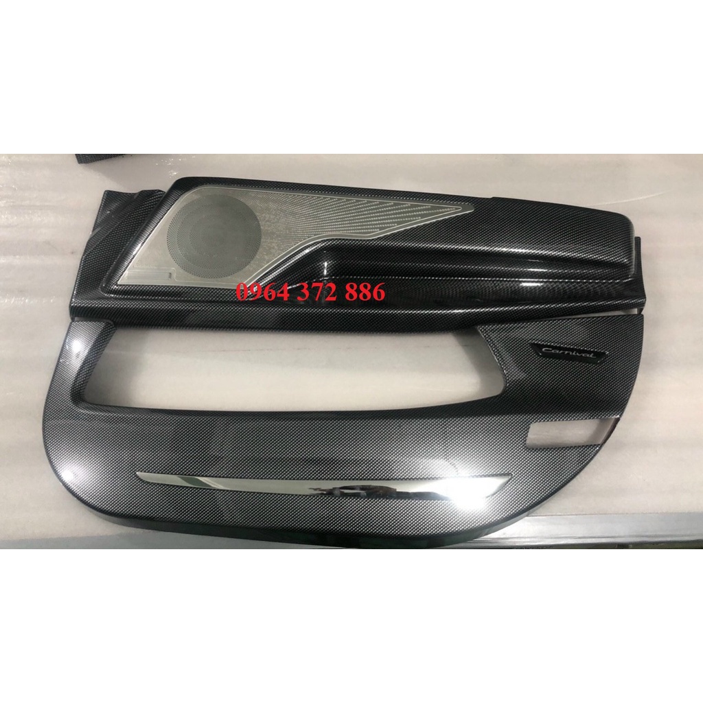 Ốp tapli cánh cửa, tappi, ốp màng loa cửa xe Kia Carnival 2021- 2022, Hàng TiTan Cao Cấp