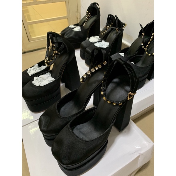 Order 🌸 Giày đế đúp gót trụ quai cài đính đá UK