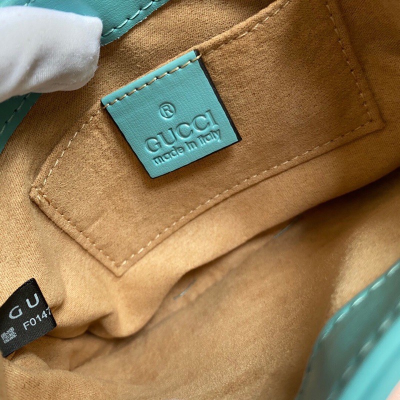 Túi xách thời trang nữ GUCCI = GC mini da thật cao cấp, thiết kế tiện lợi, có thể xách tay, đeo vai hoặc đeo chéo.