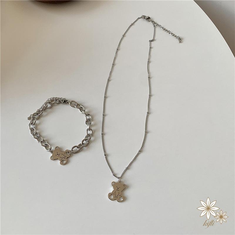 Vòng đeo tay BELLA-Bee bằng thép titan họa tiết chú gấu dễ thương