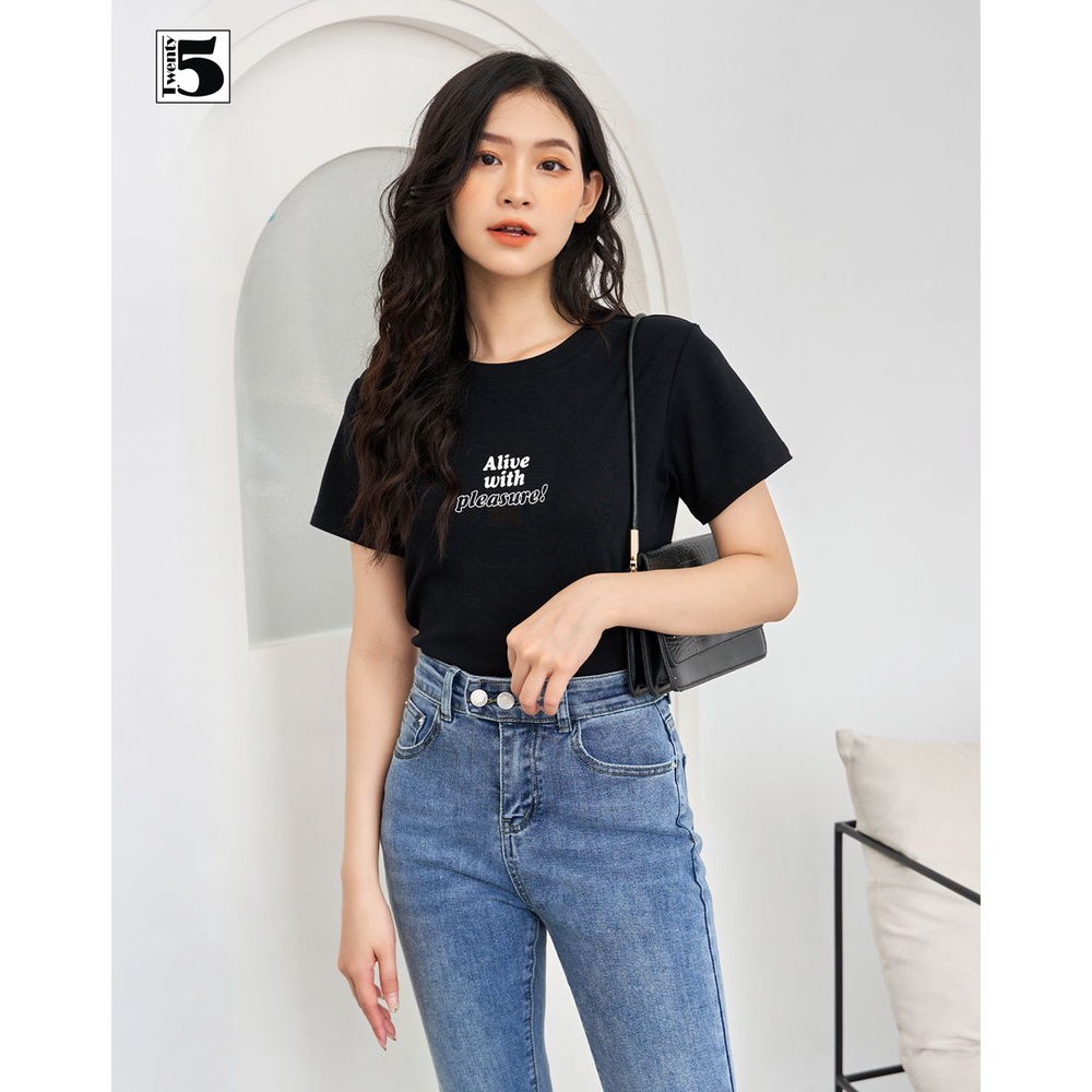 Áo thun phông nữ dáng ôm in chữ vải co dãn Twentyfive 3669