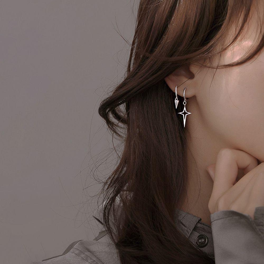 Khuyên Tai Đinh Tán Bằng Đồng Mạ Bạc Đơn Giản Cho Nữ