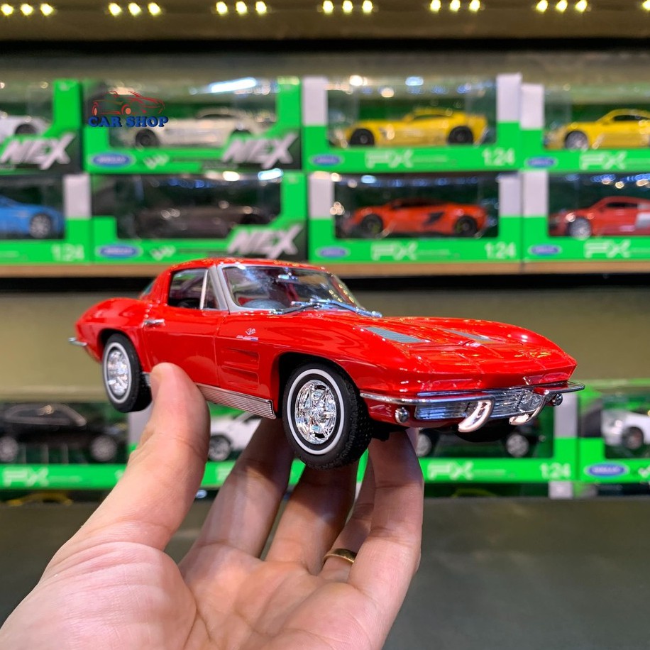 Xe Mô Hình sắt Chevrolet Corvette 1963 tỉ lệ 1:24 hãng Welly