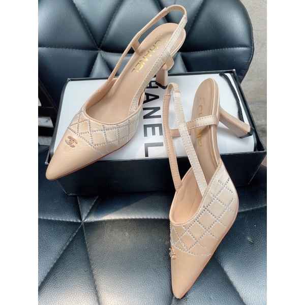 Sandal hở gót chất lụa satin mũi nhọn