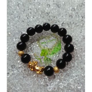 Vòng tay đá đen phối charm tỳ hưu mạ