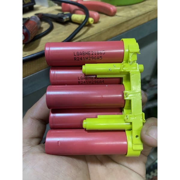 Khối 10 cell LG HE2