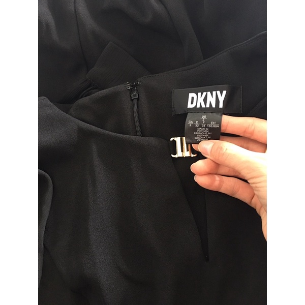 Đầm DKNY dư xịn 🍀🍀🍀