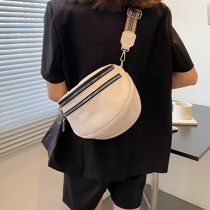 Túi Da Đeo Chéo Ngực Cỡ Lớn 2 Màu Thời Trang Hàn Quốc Cho Nữ