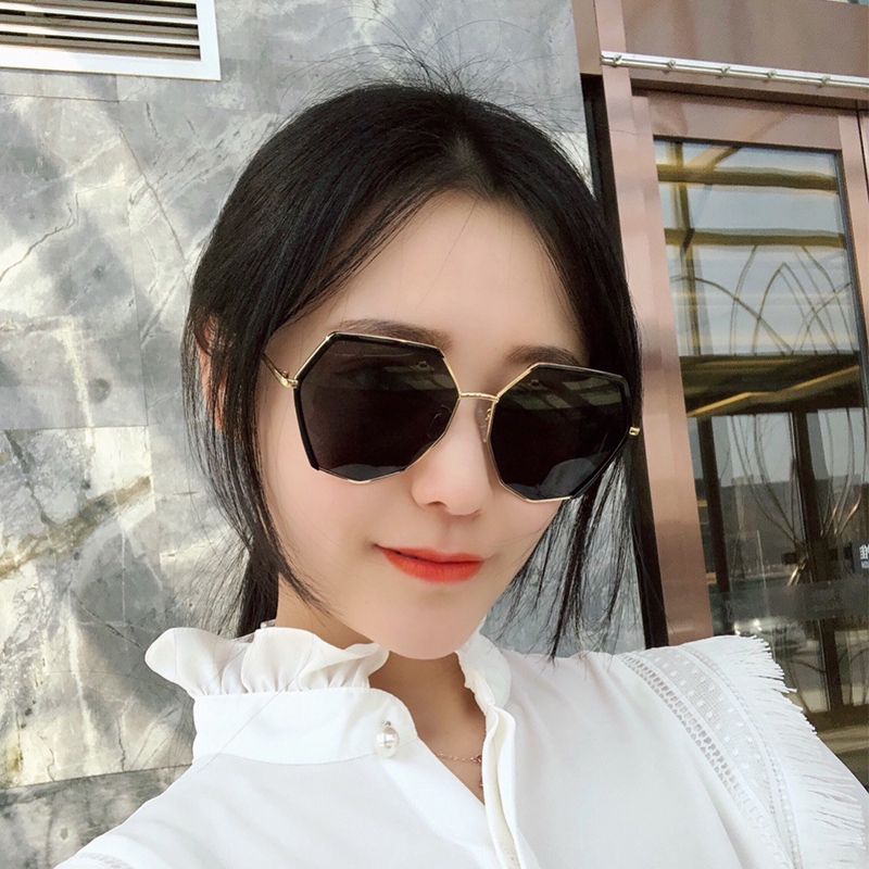 Kính mát phân cực phong cách retro Sunglasses 1Pcs