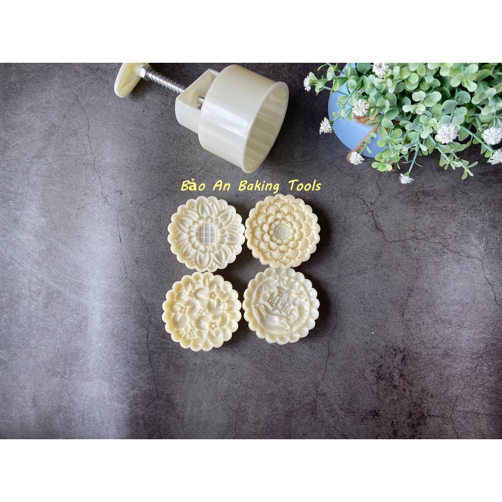 Khuôn trung thu lò xo 4 mặt hình hoa 125gram