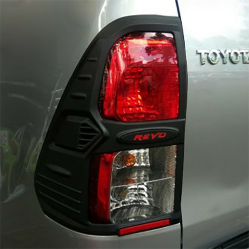 Ốp Viền Đèn Pha Hậu Xe Toyota HILUX 2016 đến 2020 Màu Đen