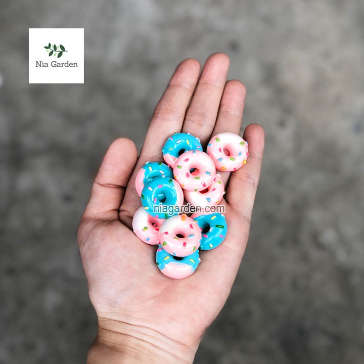 Mô hình trang trí tiểu cảnh chậu cây sen đá xương rồng charm bánh donut động vật mini Nia Garden N5