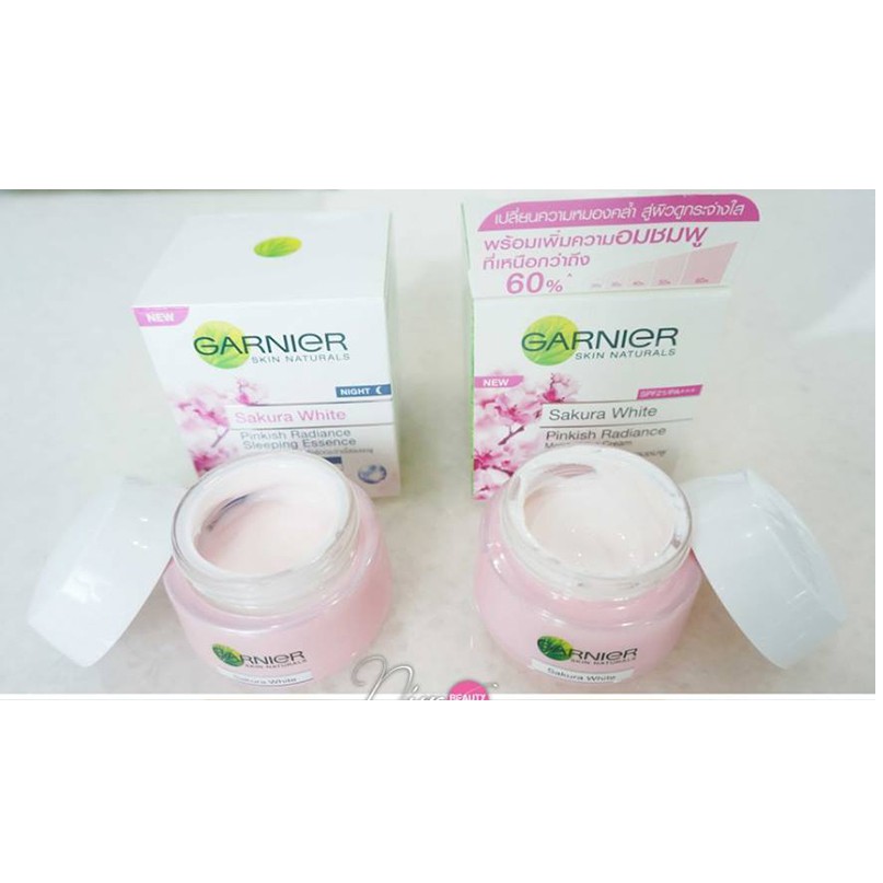 Kem dưỡng trắng Garnier Sakura White Night Cream