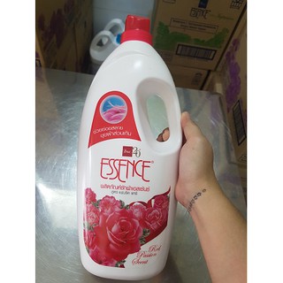 Nước giặt Esscence 1,9L