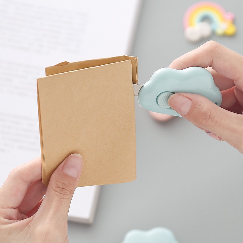 Dao Rọc Giấy/ Dao Dọc Giấy, Cắt Giấy Mini Hình Đám Mây Xinh Xắn Nhiều Màu Có Lỗ Treo Móc Khoá