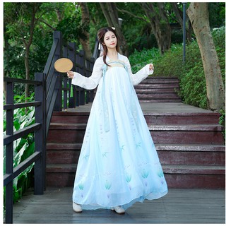 Trang phục cổ trang nữ