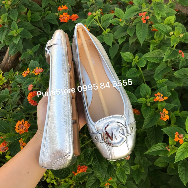 Giày Michael Kors Silver Metallic Leather