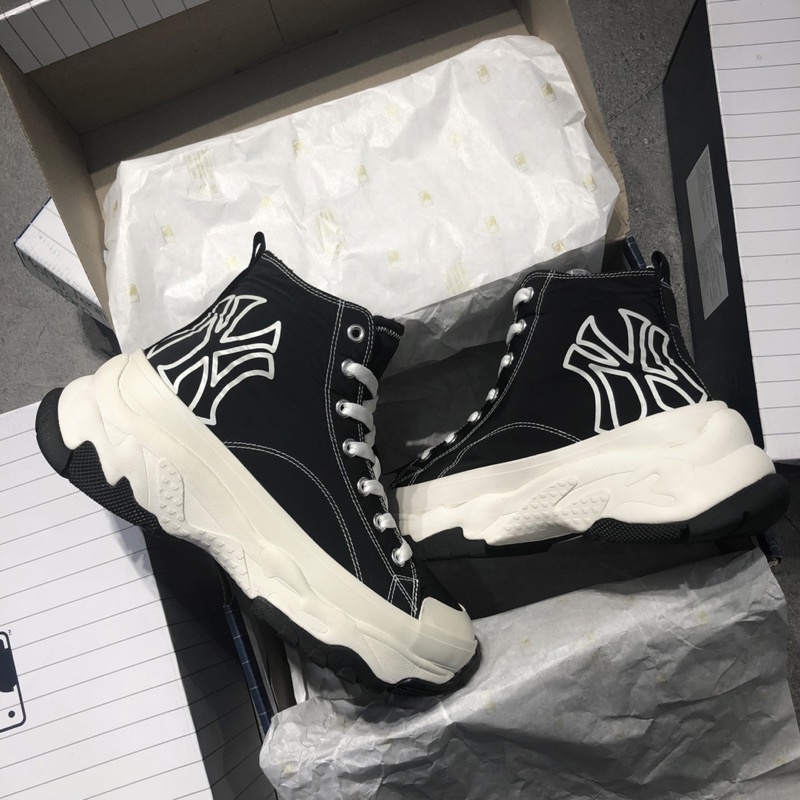 [Chính hãng ] Giày MLB Chunky High Padding New York Yankees (3ASHU4216)