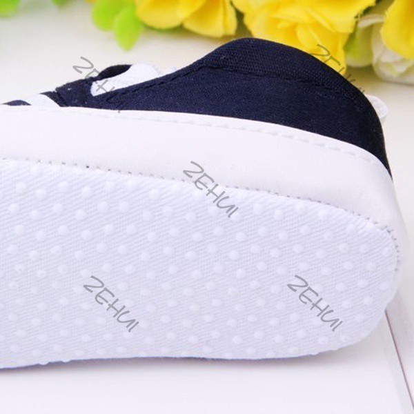 Giày Tập Đi Dễ Thương Cho Bé