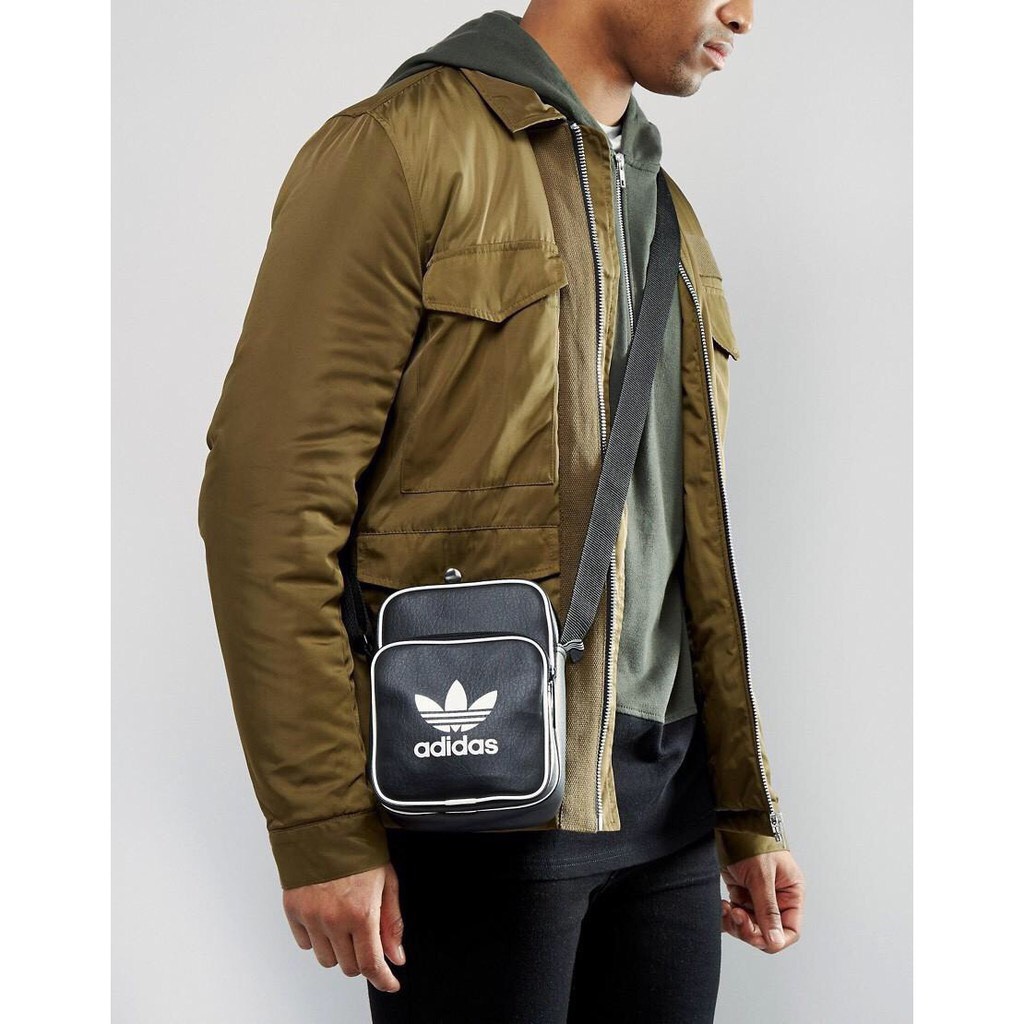 ⚡️( HÀNG XUẤT XỊN ) Túi đeo chéo Adidas Originals Classic Mini Bag - BK2132 ( ảnh thật ) - Có sẵn