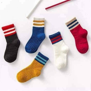 Tất hươu cổ cao cho các bé từ