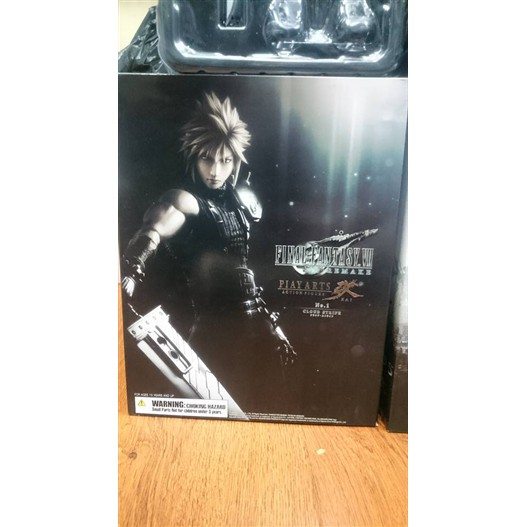 CAO 26 CM 🌟GIÁ SIÊU RẺ 🌟MÔ HÌNH PLAY ARTS KAI CLOUD STRIFE VER 2 FINAL FANTASY 7 REMAKE MÔ HÌNH NHÂN VẬT