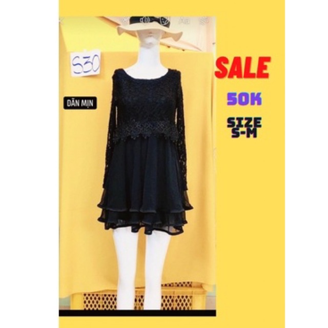 đầm ren đen co dãn tốt size S-M.S30