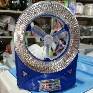 Quạt có đèn tích điện
