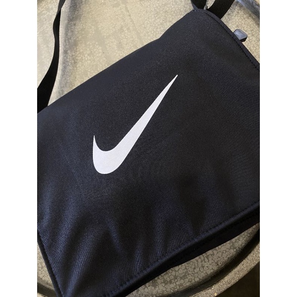 𝐍𝐈𝐊𝐄 Crossbody Bag & Tote Bag - 𝐍𝐈𝐊𝐄 túi đeo chéo & túi tote