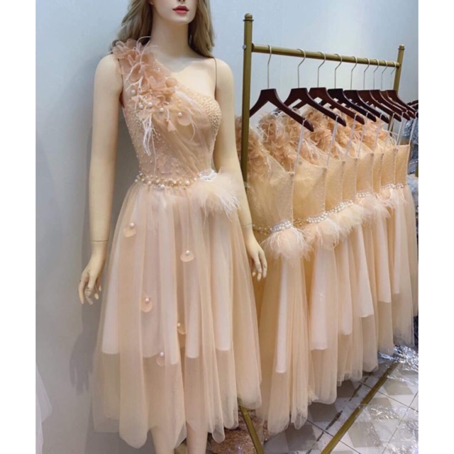 [Mã FATHANG5 giảm 10K đơn 50K] KÈM ẢNH/VIDEO THẬT - ĐẦM XOÈ LỆCH VAI KẾT HOA NỔI VÀ CƯỜM SIÊU XINH - MS149V | BigBuy360 - bigbuy360.vn