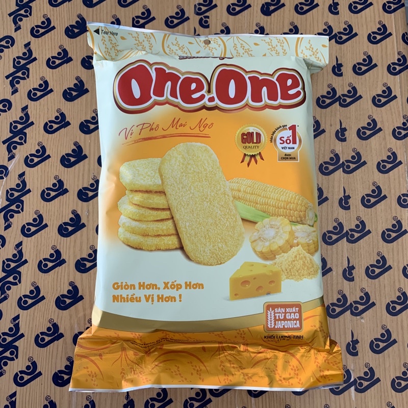 Bánh gạo One One vị phô mai ngô 118g