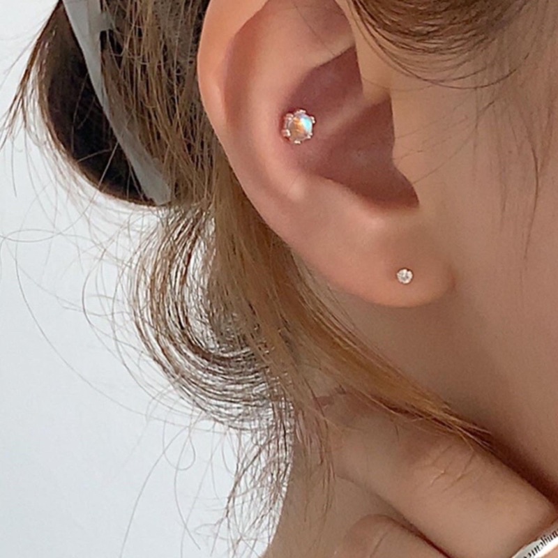 /velvetpink.acc/ Khuyên tai chốt bi vặn tròn hologram