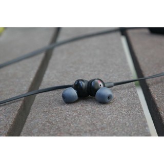 tai nghe bluetooth xb400